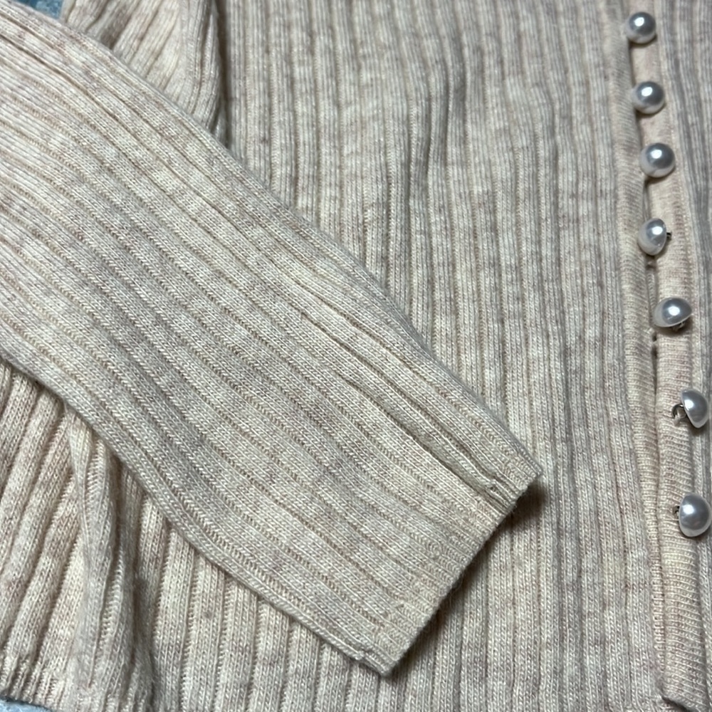 Lovers and Friends ribbed cardigan with pearl buttons - Picture 4 of 8